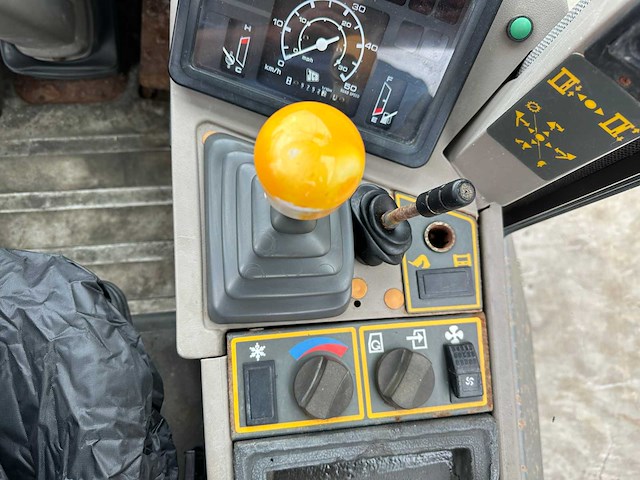 Jcb - - 411 - wiellader - afbeelding 47 van  54