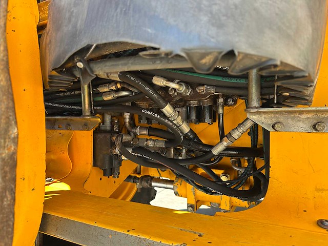 Jcb - 2002 - 4cx - graaflaadmachine - afbeelding 2 van  14