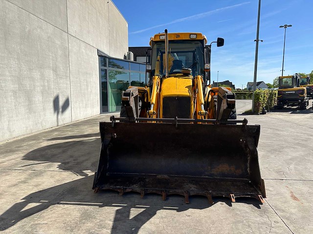 Jcb - 2002 - 4cx - graaflaadmachine - afbeelding 3 van  14