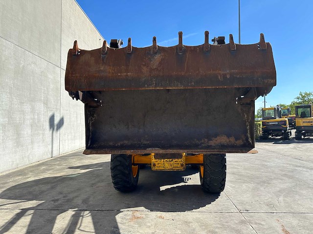 Jcb - 2002 - 4cx - graaflaadmachine - afbeelding 33 van  64