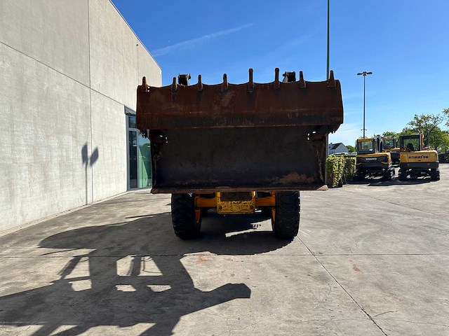 Jcb - 2002 - 4cx - graaflaadmachine - afbeelding 41 van  64