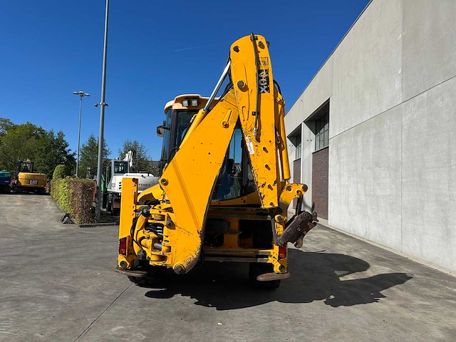 Jcb - 2002 - 4cx - graaflaadmachine - afbeelding 56 van  64