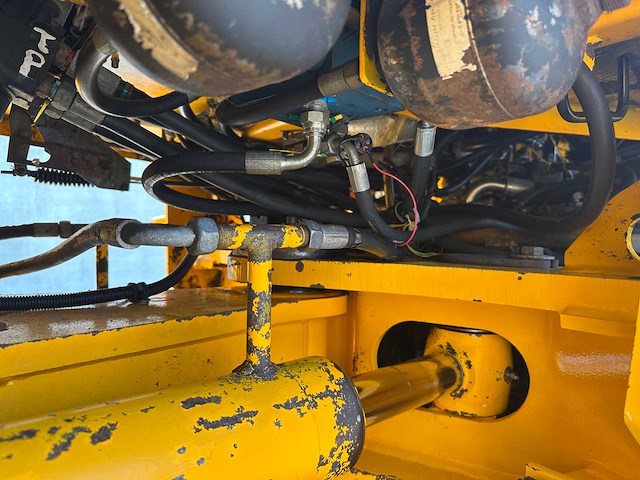 Jcb - 2004 - 456zx - wiellader - afbeelding 3 van  15