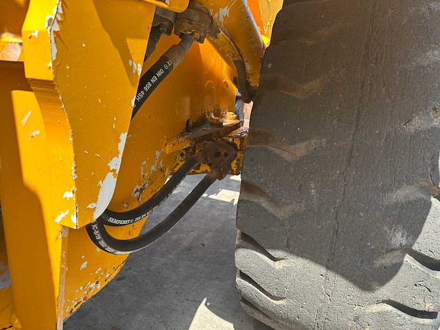 Jcb - 2004 - 456zx - wiellader - afbeelding 34 van  53