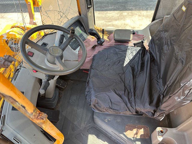 Jcb - 2004 - 456zx - wiellader - afbeelding 47 van  53