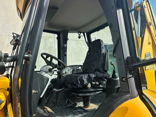 Jcb - 2008 - 3cx - graaflaadcombinatie - afbeelding 16 van  70
