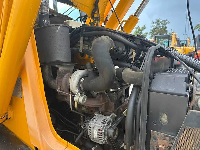 Jcb - 2008 - 3cx - graaflaadcombinatie - afbeelding 32 van  70