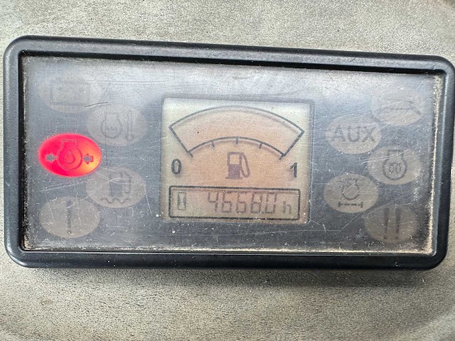 Jcb - 2009 - 8056 - midigraafmachine - afbeelding 33 van  40