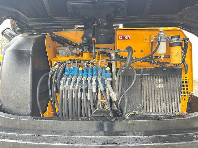 Jcb - 2010 - 8061 - midigraafmachine - afbeelding 19 van  40