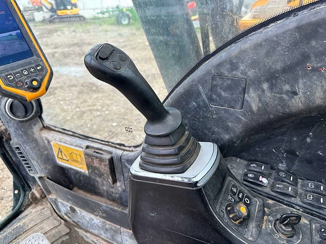 Jcb - 2016 - jz 140 lc - rupsgraafmachine - afbeelding 33 van  45