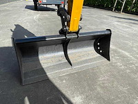 Jcb - 2019 - 15c-1 - rupsen graafmachine - afbeelding 2 van  3