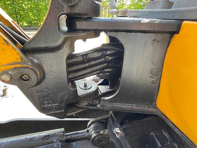 Jcb - 2019 - 15c-1 - rupsen graafmachine - afbeelding 8 van  26
