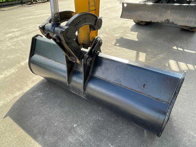 Jcb - 2019 - 15c-1 - rupsen graafmachine - afbeelding 11 van  26