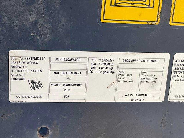 Jcb - 2019 - 15c-1 - rupsen graafmachine - afbeelding 18 van  26