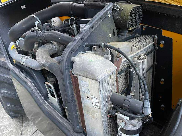 Jcb - 531 - 70 - verreiker - afbeelding 36 van  38