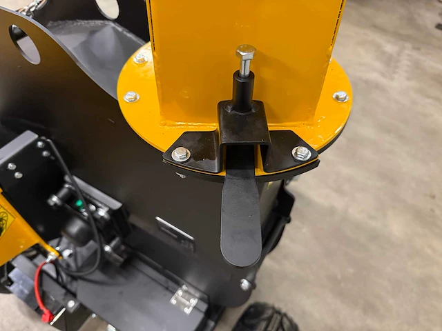 Jcb - ch150120pe - houthakselaar 2026 - versnippercapaciteit 120 mm - afbeelding 5 van  17