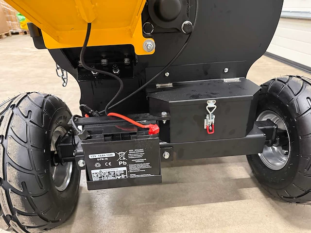 Jcb - ch150120pe - houthakselaar 2026 - versnippercapaciteit 120 mm - afbeelding 15 van  17