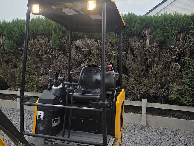Jcb - compact excavator - mini-excavator - 2018 - afbeelding 9 van  19