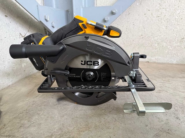 Jcb 12-delige set accugereedschappen - afbeelding 62 van  63