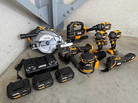 Jcb 12-delige set accugereedschappen - afbeelding 1 van  52