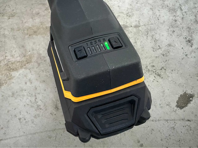 Jcb 12-delige set accugereedschappen - afbeelding 50 van  62