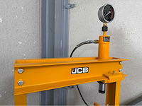 Jcb 12 ton garagepers - afbeelding 8 van  11