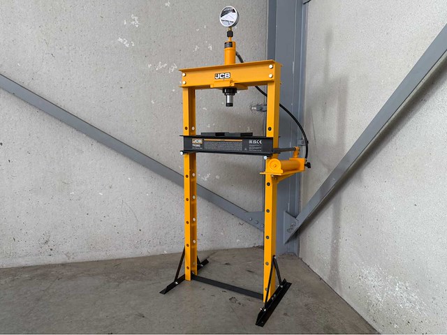 Jcb 12 ton garagepers - afbeelding 4 van  11