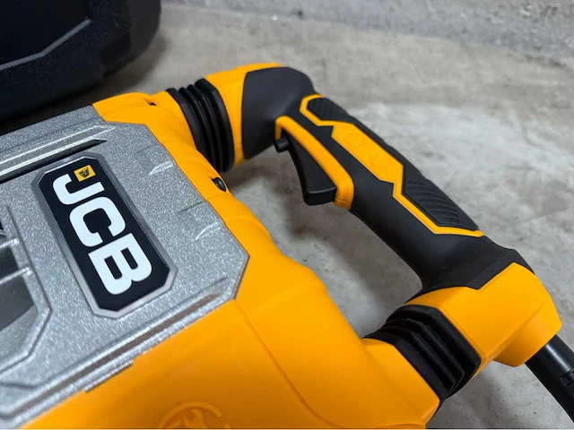 Jcb 1700 watt breekhamer - afbeelding 12 van  15