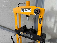 Jcb 20 ton garagepers met voetpedaal - afbeelding 14 van  15