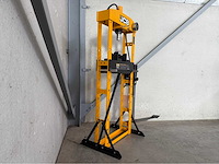 Jcb 20 ton garagepers met voetpedaal - afbeelding 7 van  10