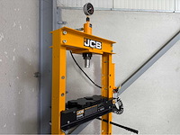 Jcb 20 ton hydropneumatische garagepers - afbeelding 10 van  13