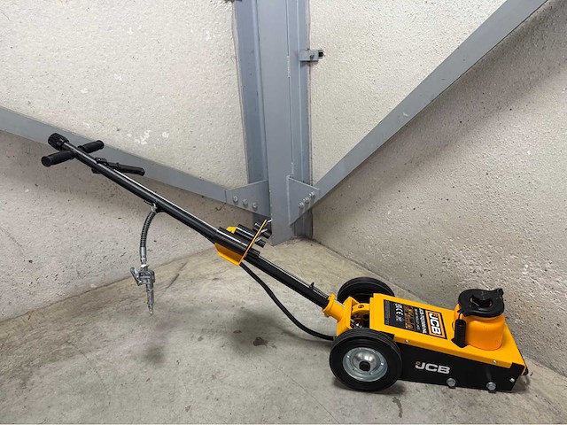 Jcb 35 ton hydropneumatische krik - afbeelding 7 van  17