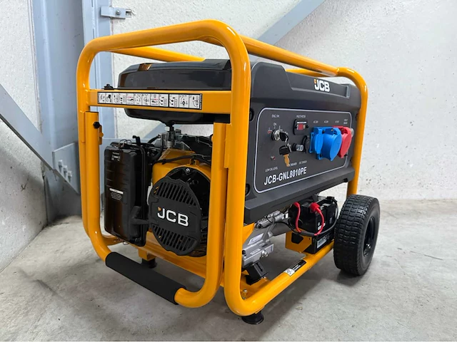 Jcb 7500 watt benzine stroomgenerator - afbeelding 13 van  18