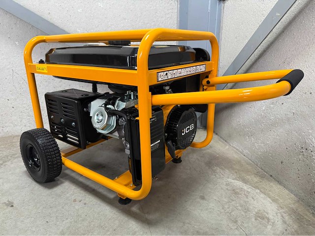 Jcb 7500 watt benzine stroomgenerator - afbeelding 2 van  18