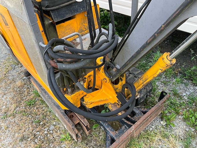 Jcb 801 rupsgraafmachine - afbeelding 10 van  18