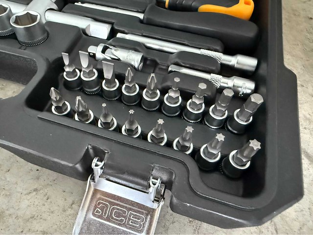 Jcb 82-delige gereedschapset - afbeelding 11 van  13