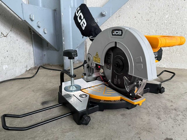 Jcb afkortcirkelzaagmachine - afbeelding 12 van  16