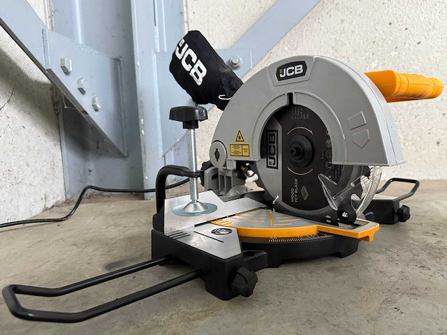 Jcb afkortcirkelzaagmachine - afbeelding 5 van  16