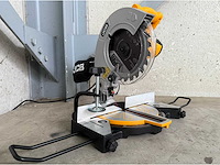 Jcb afkortcirkelzaagmachine - afbeelding 1 van  16