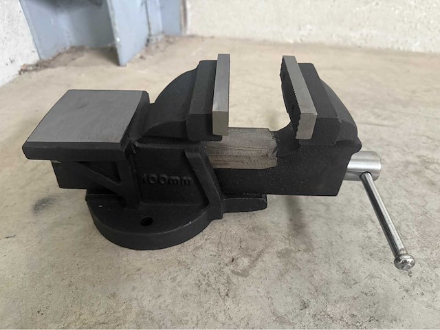 Jcb bankschroef 100mm - afbeelding 5 van  8