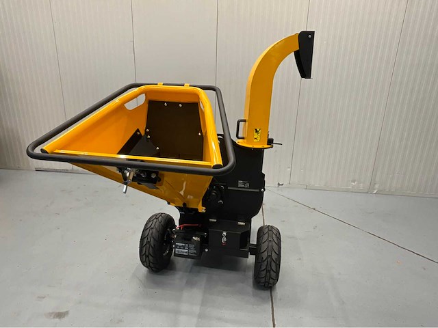 Jcb ch150120pe houthakselaar - versnippercapaciteit 120 mm - 15pk - 2026 - afbeelding 7 van  48