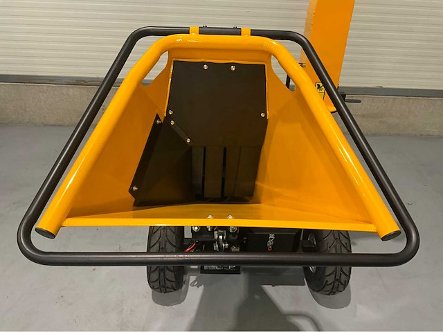 Jcb ch150120pe houthakselaar - versnippercapaciteit 120 mm - 15pk - 2026 - afbeelding 8 van  48