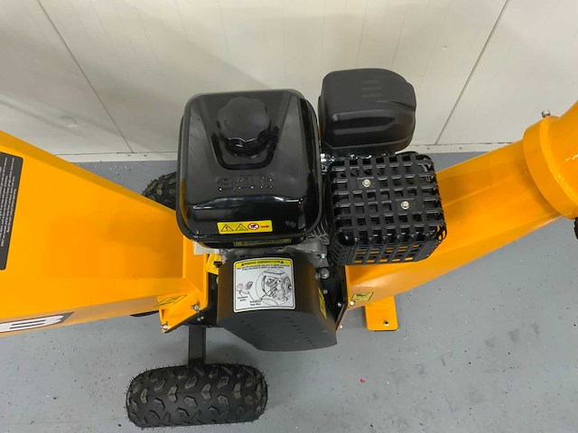 Jcb ch75100p houthakselaar - versnippercapaciteit 100 mm - 2026 - trekhaak - afbeelding 11 van  15