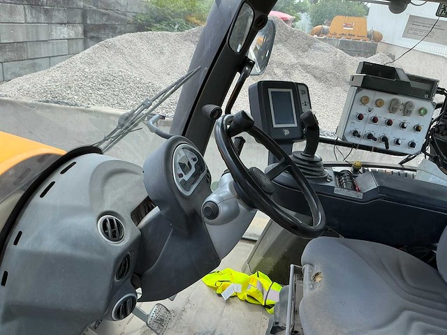 Jcb fastrac 8310 tractor - afbeelding 13 van  13