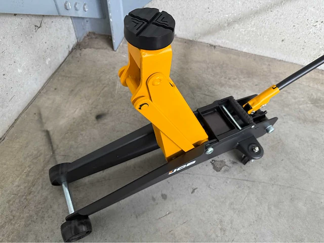 Jcb garagekrik 2,25 ton - afbeelding 2 van  12