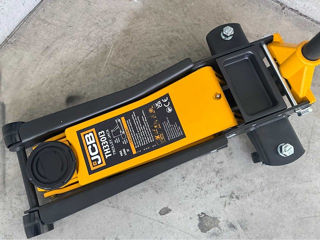 Jcb garagekrik 3 ton - afbeelding 14 van  18