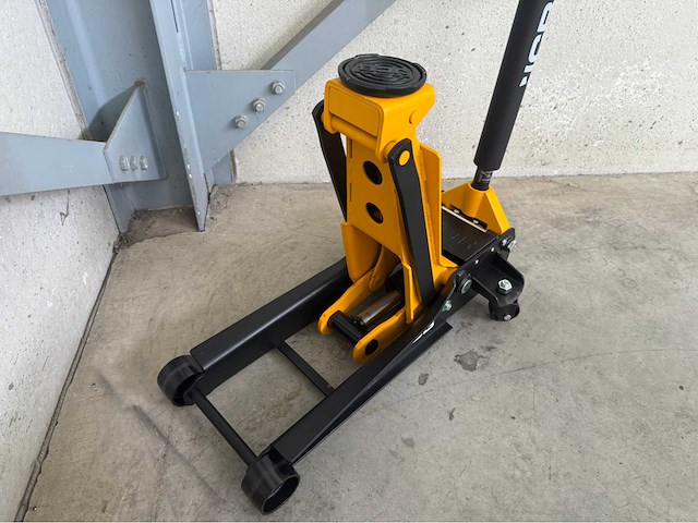 Jcb garagekrik 3 ton - afbeelding 6 van  8