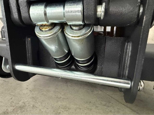 Jcb garagekrik 4 ton - afbeelding 10 van  12