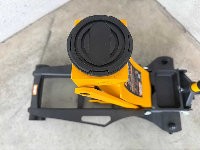 Jcb garagekrik 4 ton - afbeelding 6 van  12