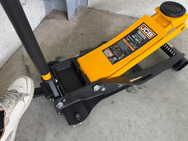 Jcb garagekrik 4 ton - afbeelding 8 van  12